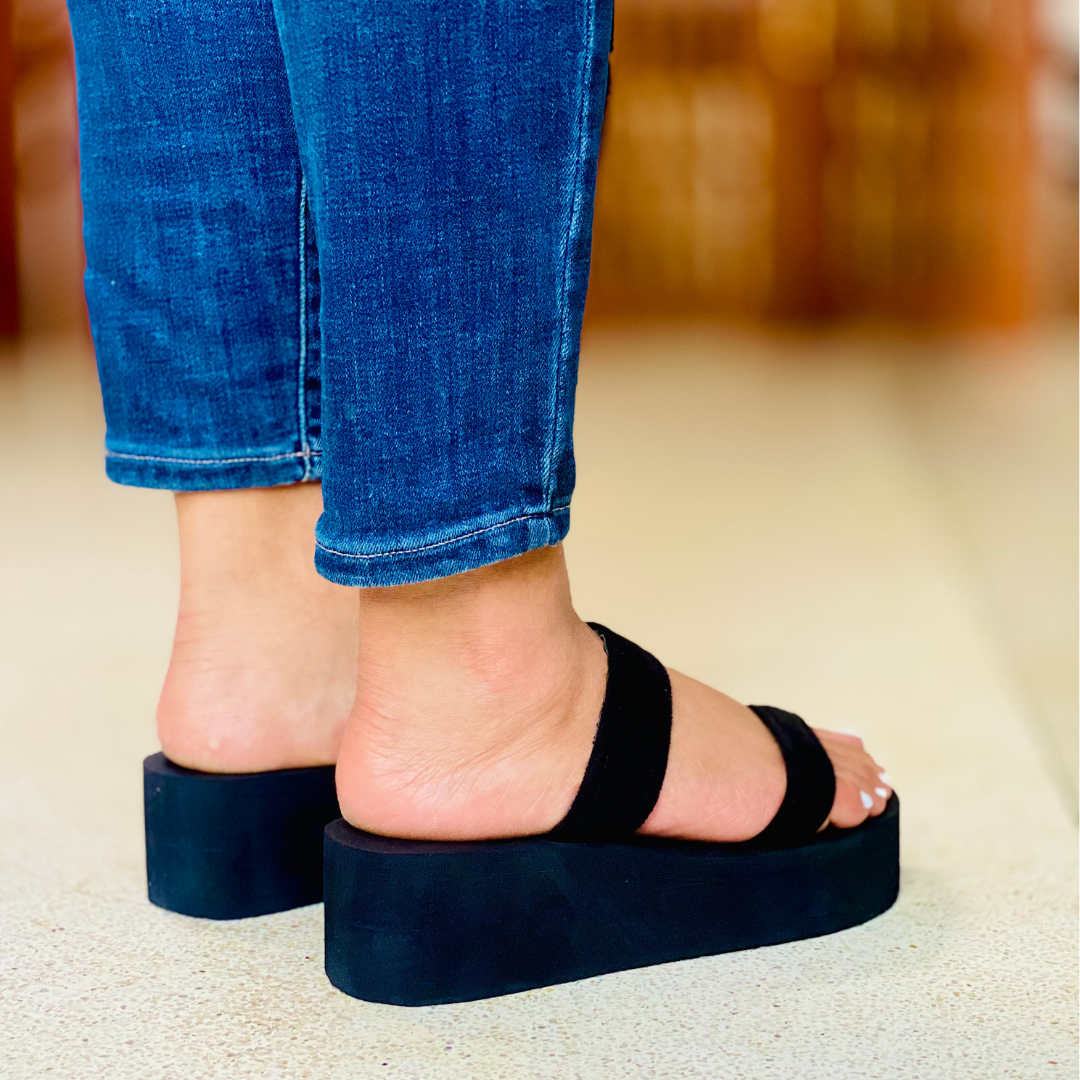 Kyshoo Velvet Wedge – Women’s Comfort Series