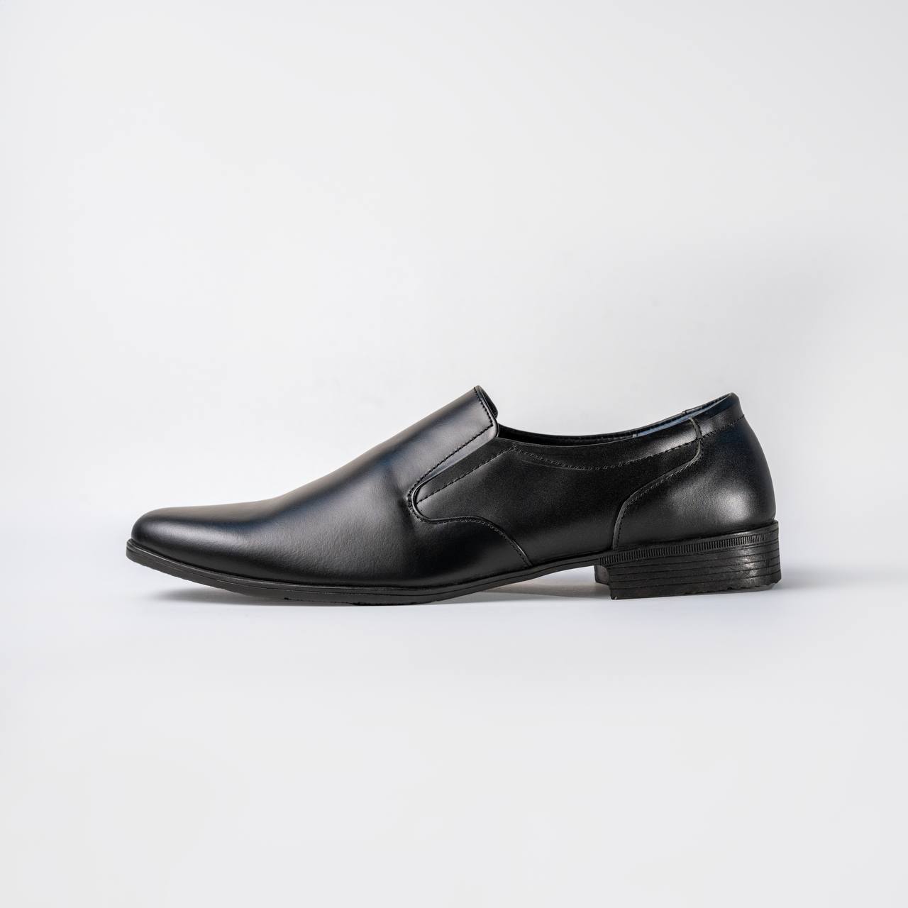 Kyshoo Streamline Slip-On – Premium Leather